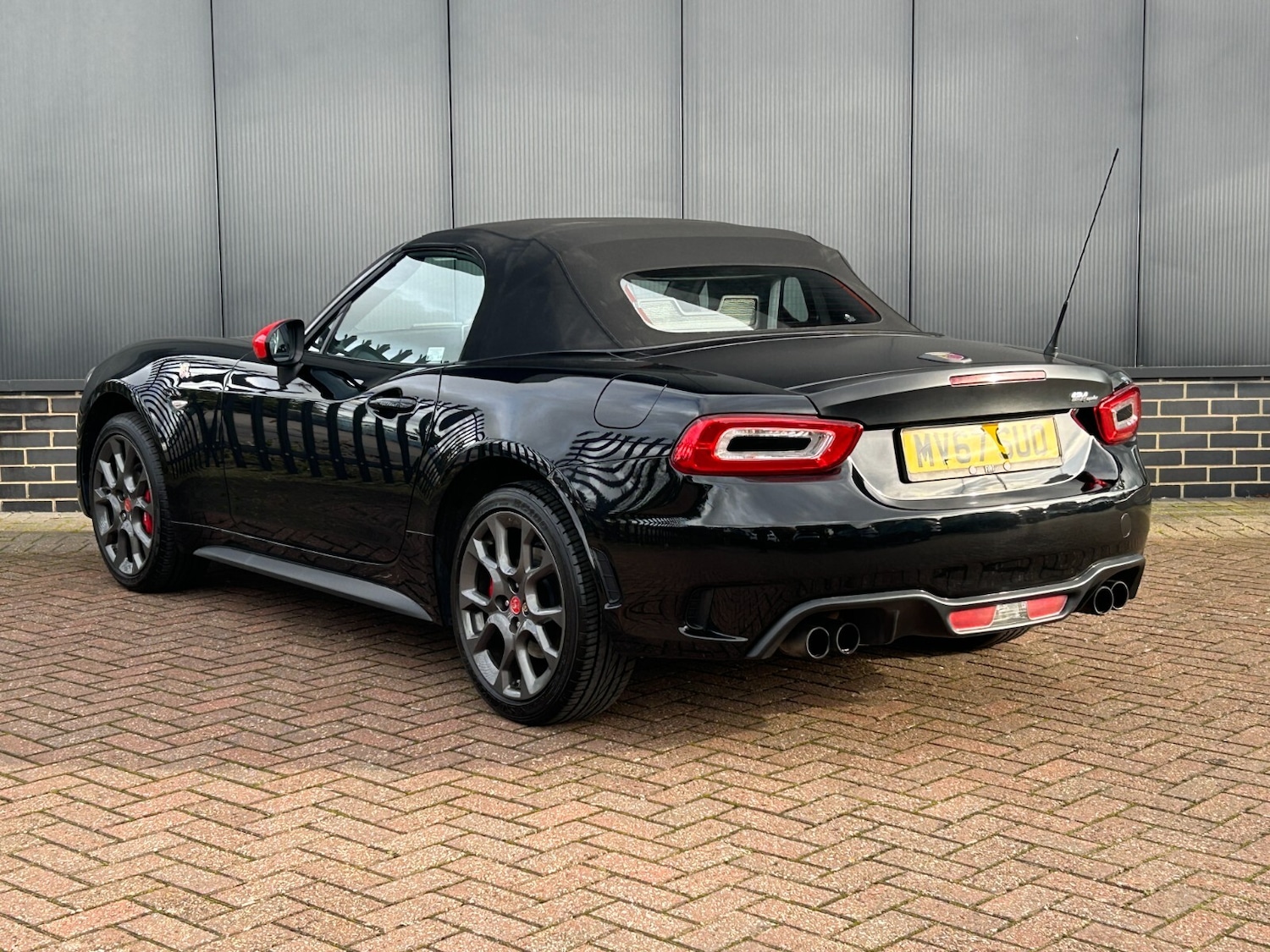 Used Abarth 124 Spider 2017 for sale - 76869624: Photo 5