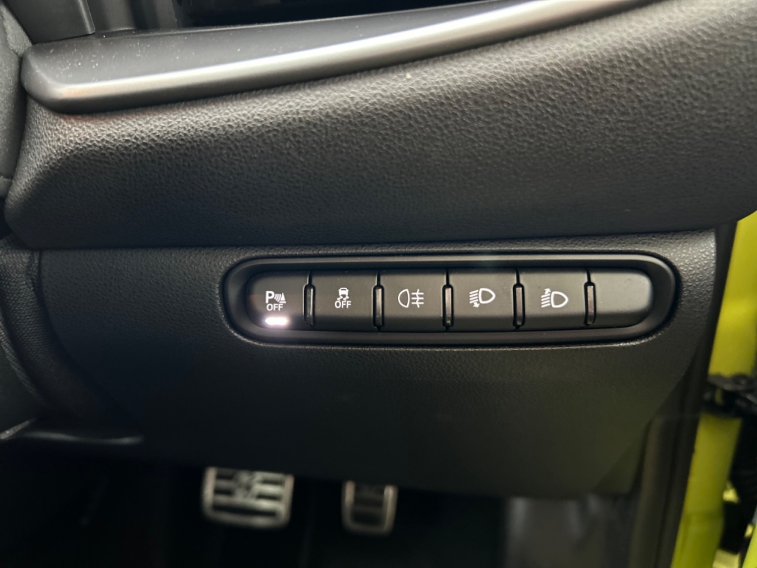 Used Abarth 500 2023 for sale - 76915105: Photo 40