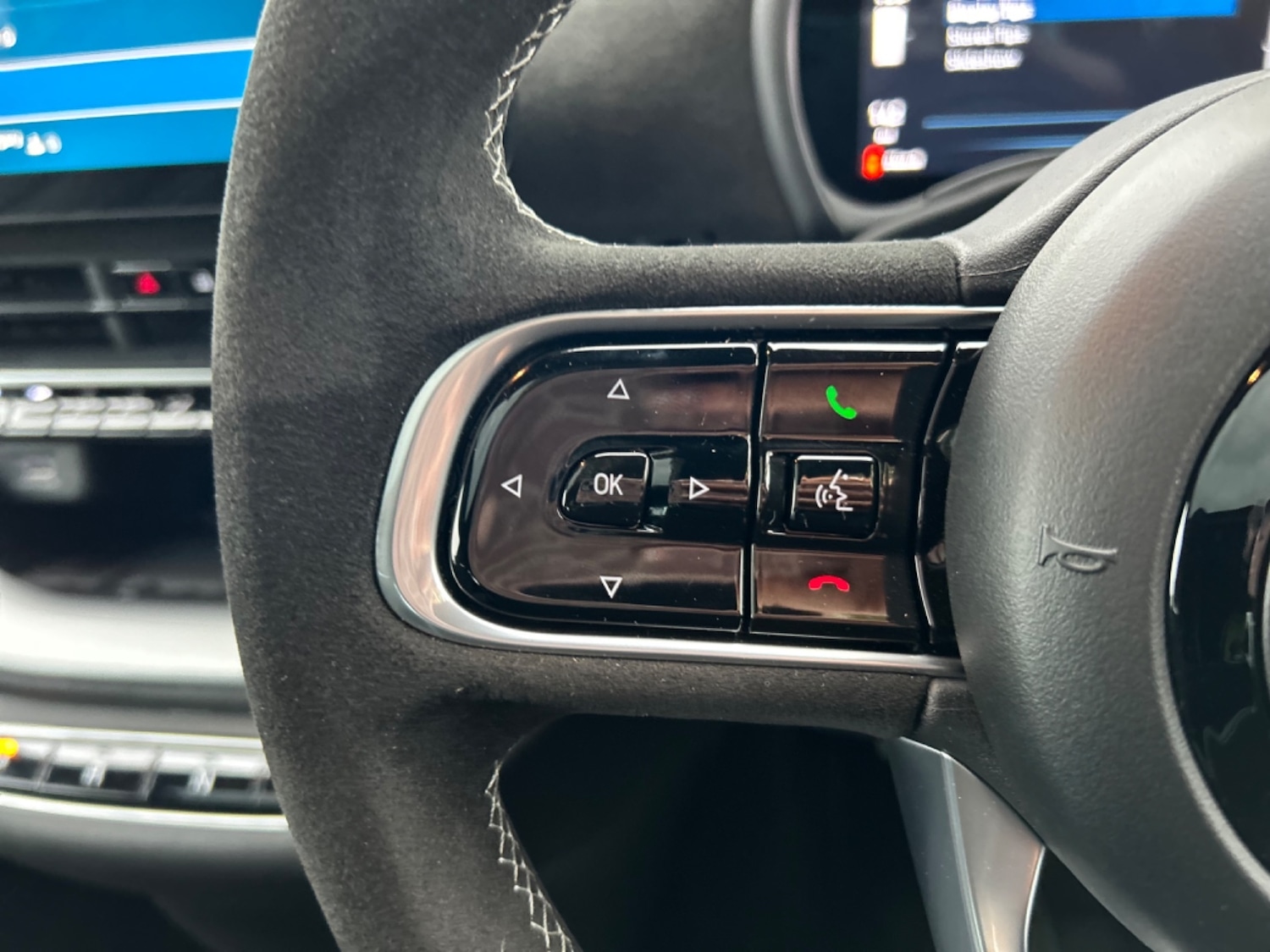 Used Abarth 500 2023 for sale - 76915105: Photo 42