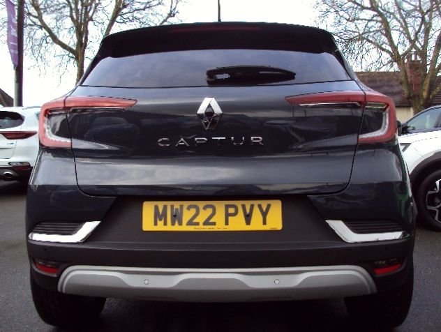 Used Renault Captur 2022 for sale - 77135775: Photo 4