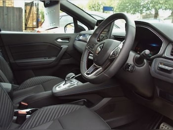 Used Renault Captur 2024 for sale - 78389870: Photo