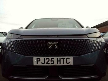 2025 - 1.2 Hybrid 136 GT 5dr e-DSC6