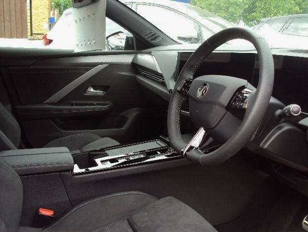 Used Vauxhall Astra 2024 for sale - 77135763: Photo 5