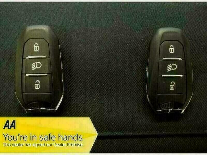 Used Vauxhall Astra 2023 for sale - 76730030: Photo 10