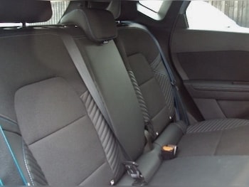 Used Renault Captur 2024 for sale - 77341757: Photo