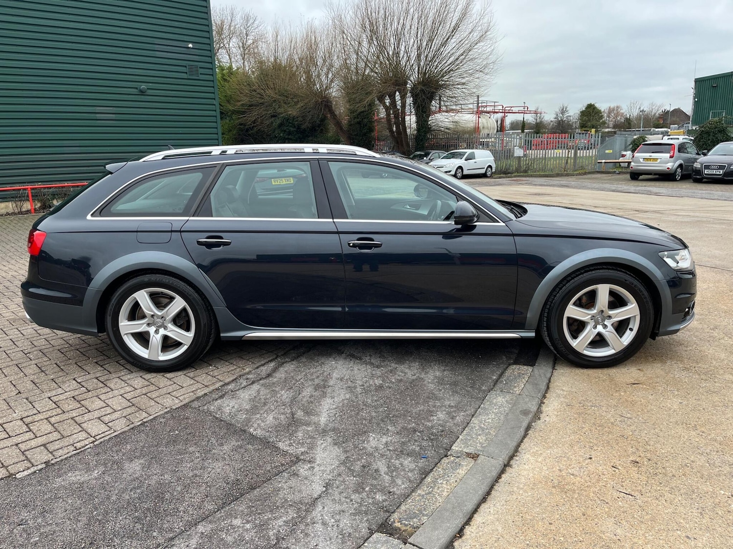 Used Audi A6 Allroad 2014 for sale - 76701408: Photo 11