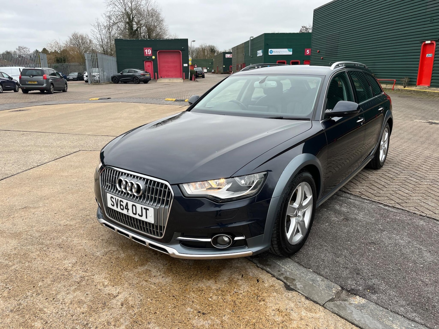 Used Audi A6 Allroad 2014 for sale - 76701408: Photo 5