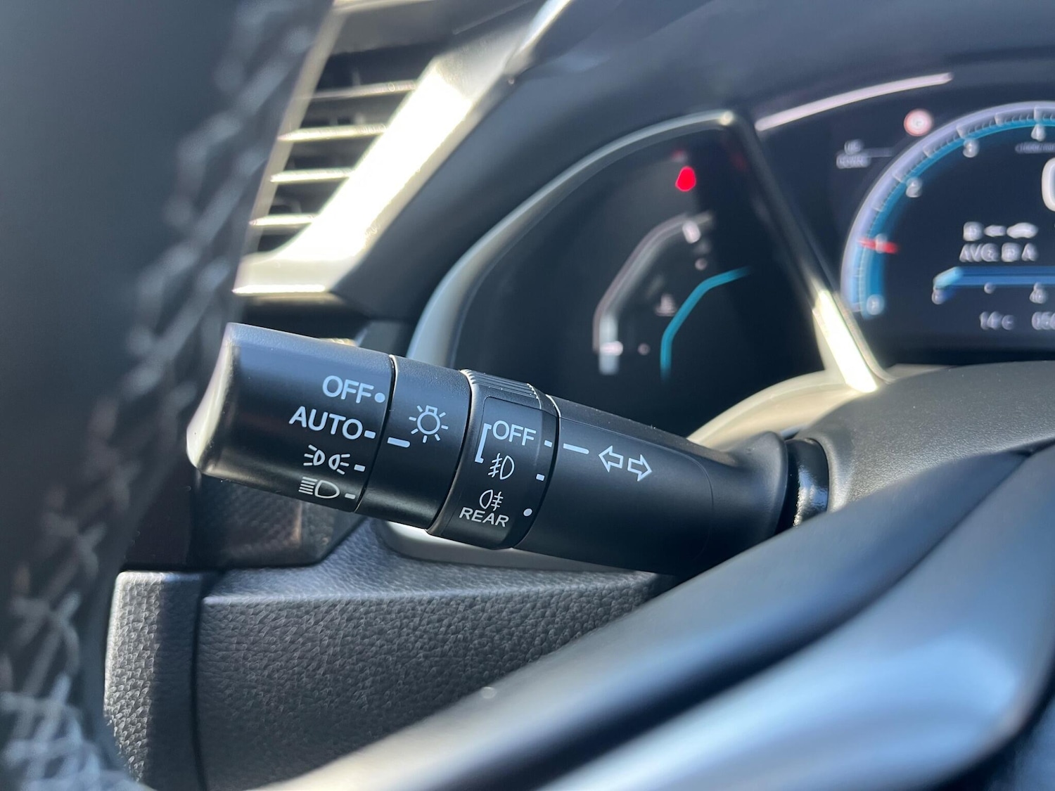 Used Honda Civic 2019 for sale - 77646151: Photo 31