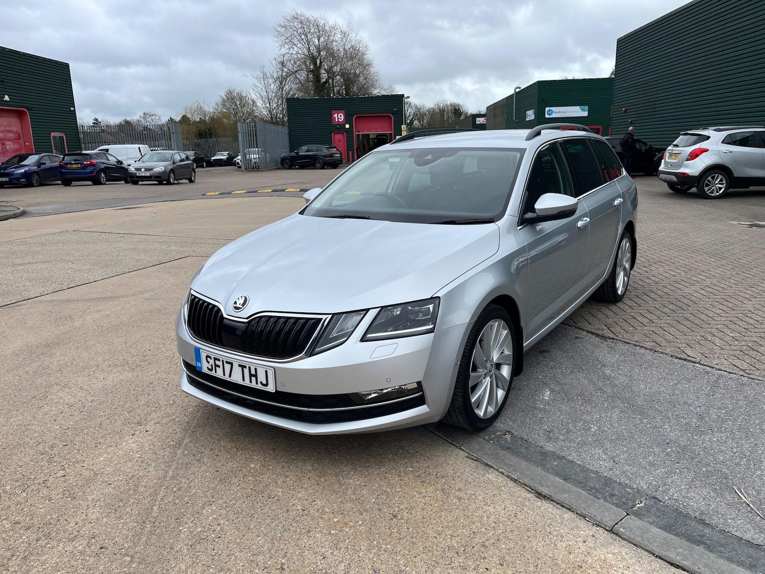 Used Skoda Octavia 2017 for sale - 77441035: Photo 5