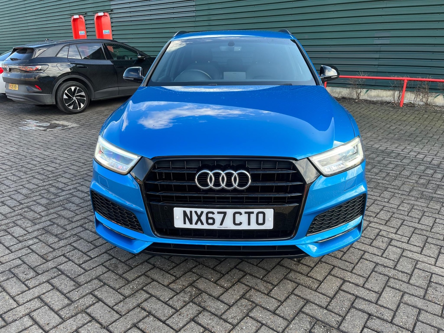 Used Audi Q3 2018 for sale - 76996050: Photo 3