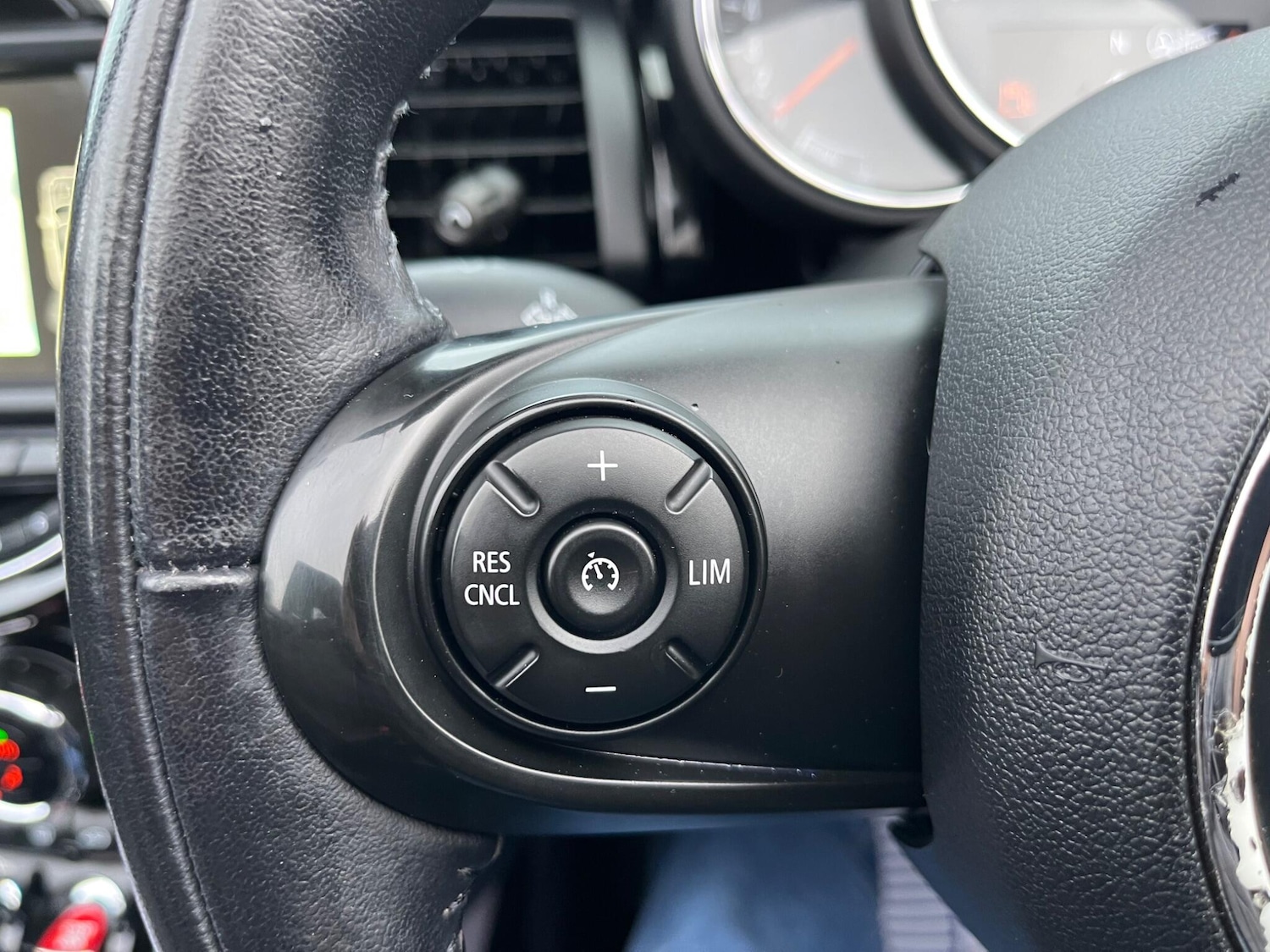 Used MINI Convertible 2017 for sale - 77229258: Photo 39