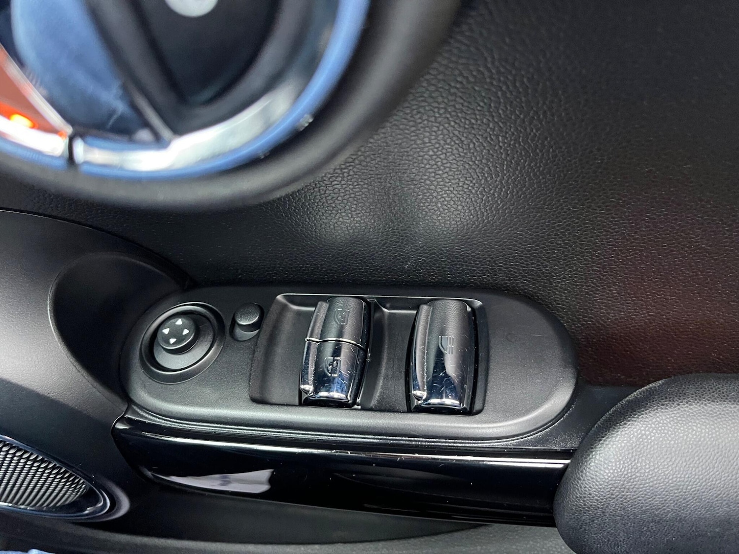 Used MINI Convertible 2017 for sale - 77229258: Photo 41