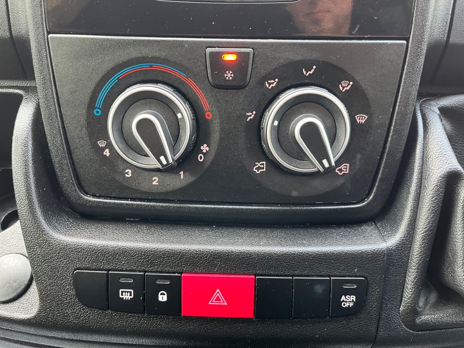 Used Peugeot Boxer 2018 for sale - 77395852: Photo 20