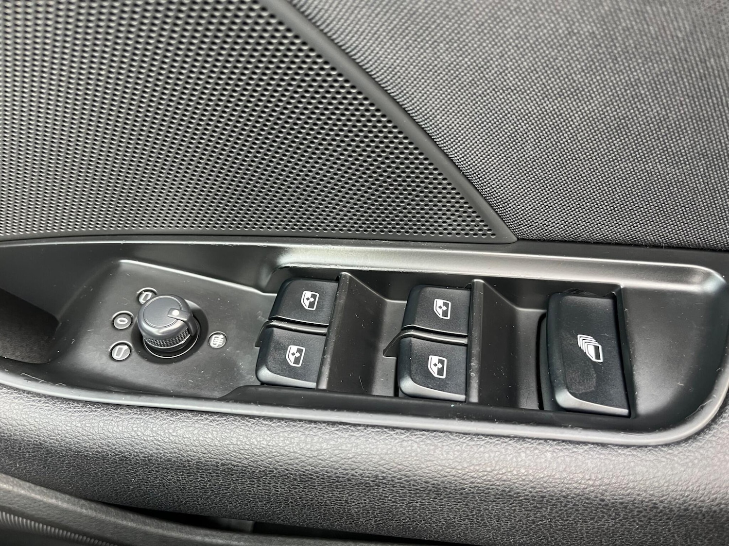 Used Audi A3 Cabriolet 2016 for sale - 76996919: Photo 34