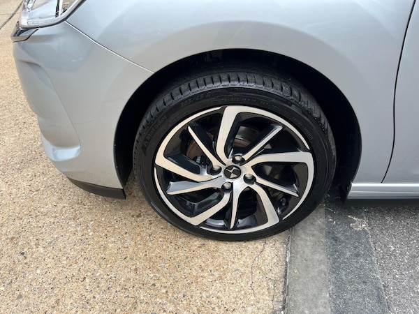 Used DS Automobiles DS 3 Cabrio 2018 for sale - 75246578: Photo 15
