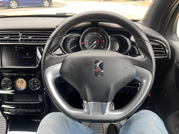 Used DS Automobiles DS 3 Cabrio 2018 for sale - 75246578: Photo 17