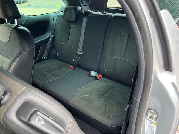 Used DS Automobiles DS 3 Cabrio 2018 for sale - 75246578: Photo 25