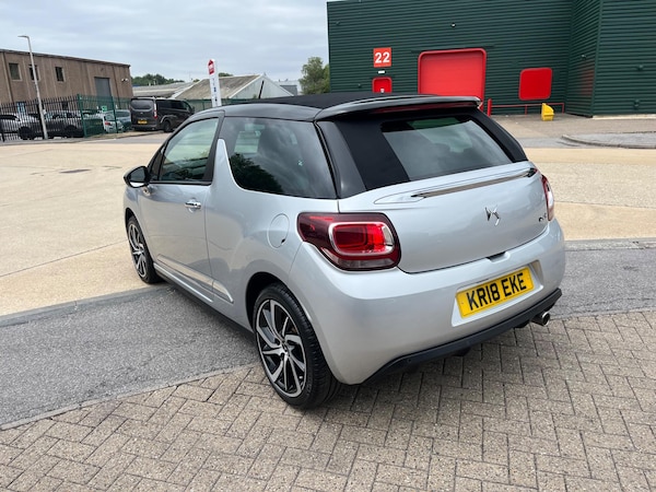 Used DS Automobiles DS 3 Cabrio 2018 for sale - 75246578: Photo 7