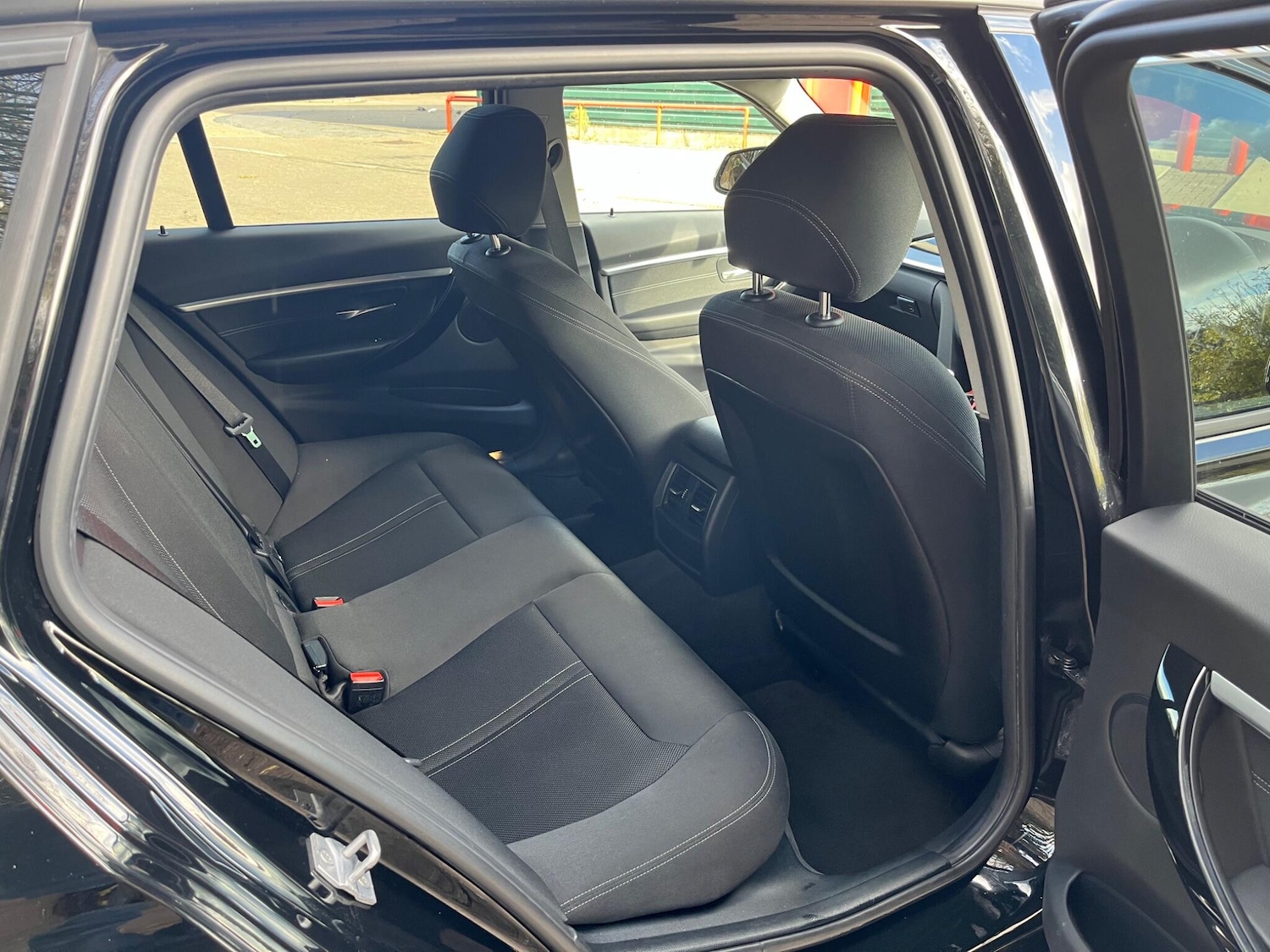 Used BMW 3 Series 2017 for sale - 76991558: Photo 23