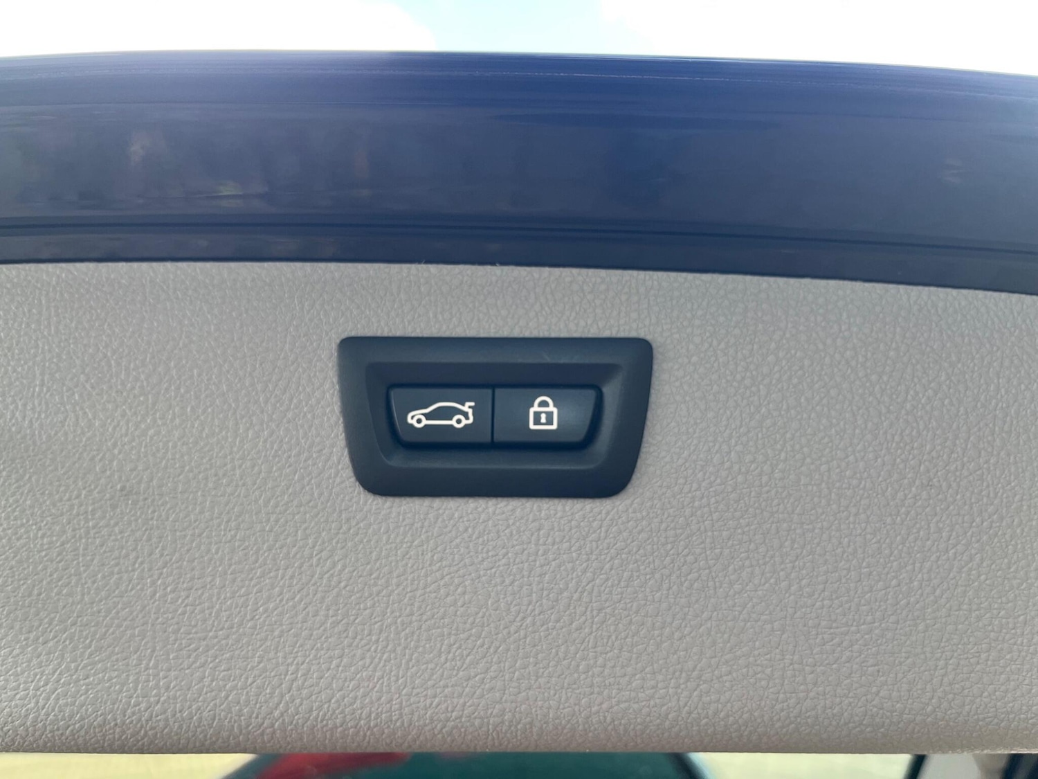 Used BMW 3 Series 2017 for sale - 76991558: Photo 28