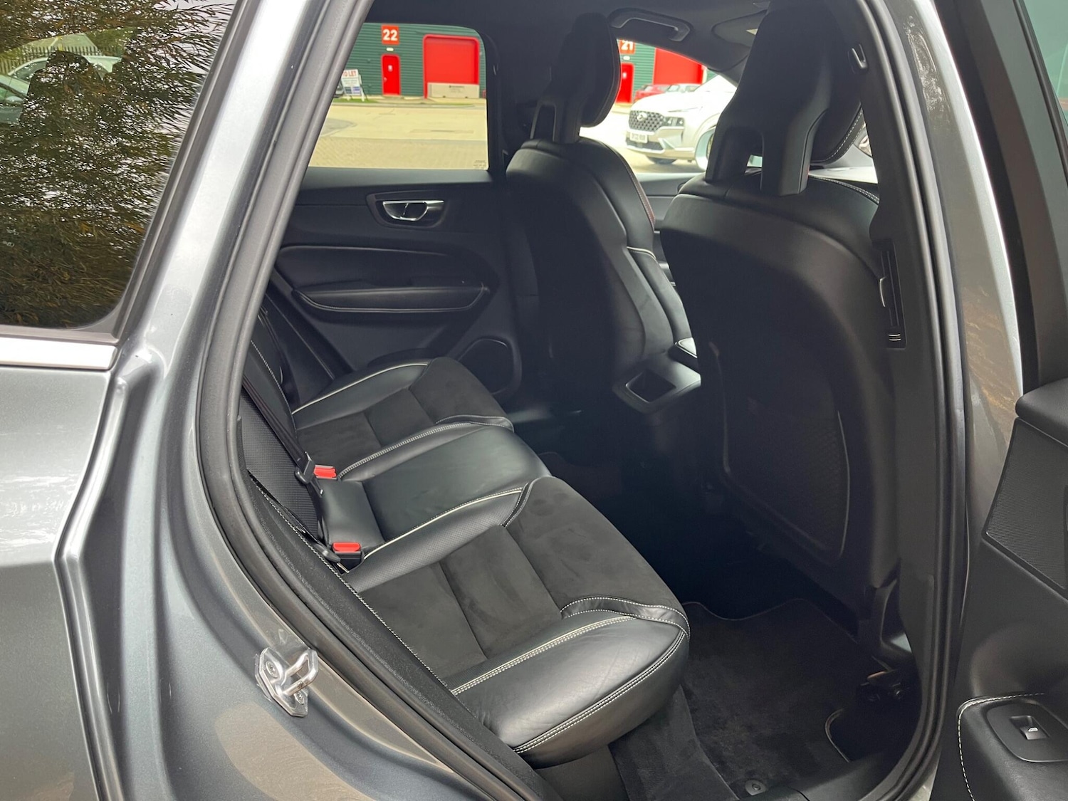 Used Volvo XC60 2018 for sale - 76996709: Photo 22