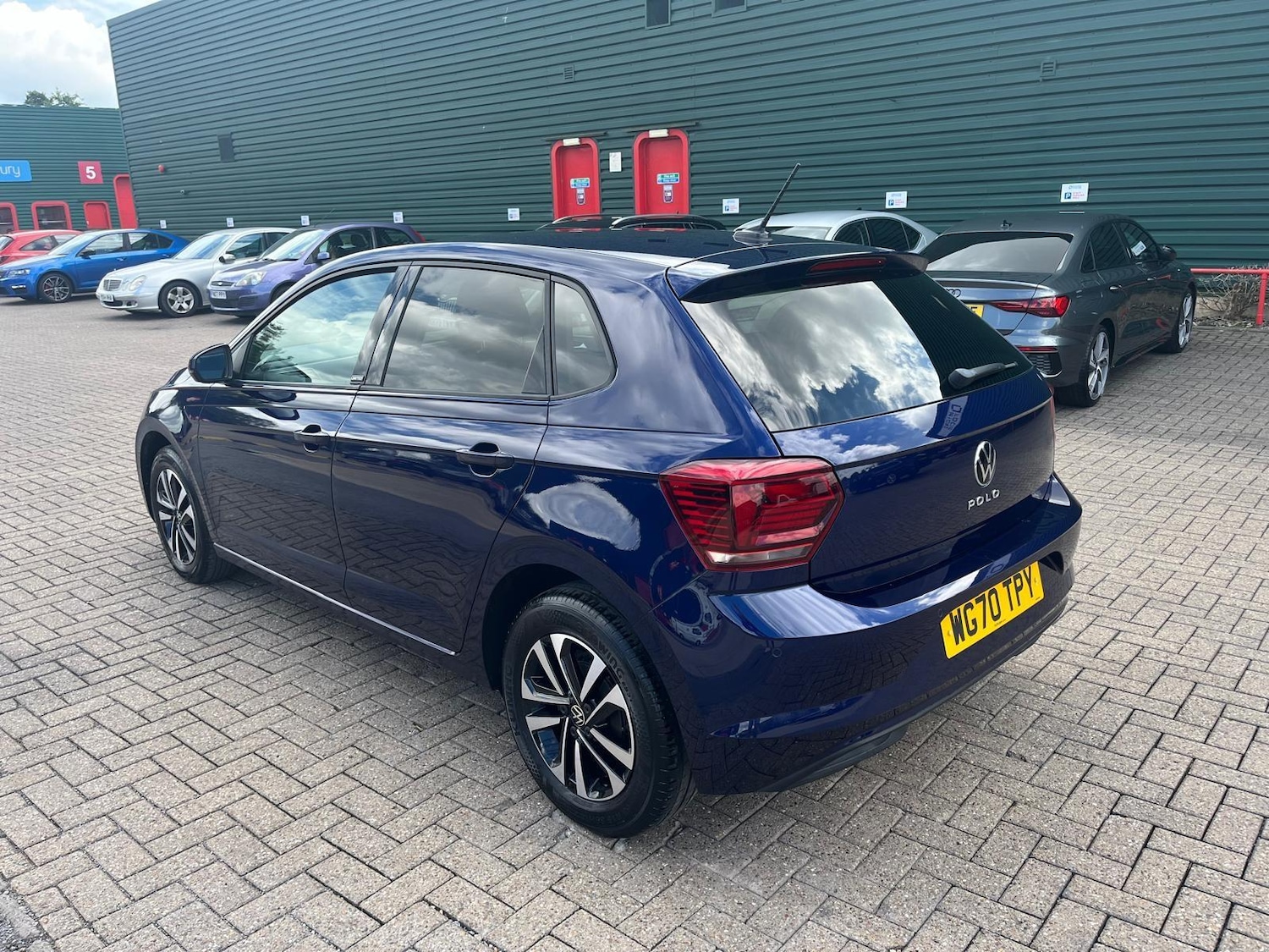 Used Volkswagen Polo 2020 for sale - 76991445: Photo 7