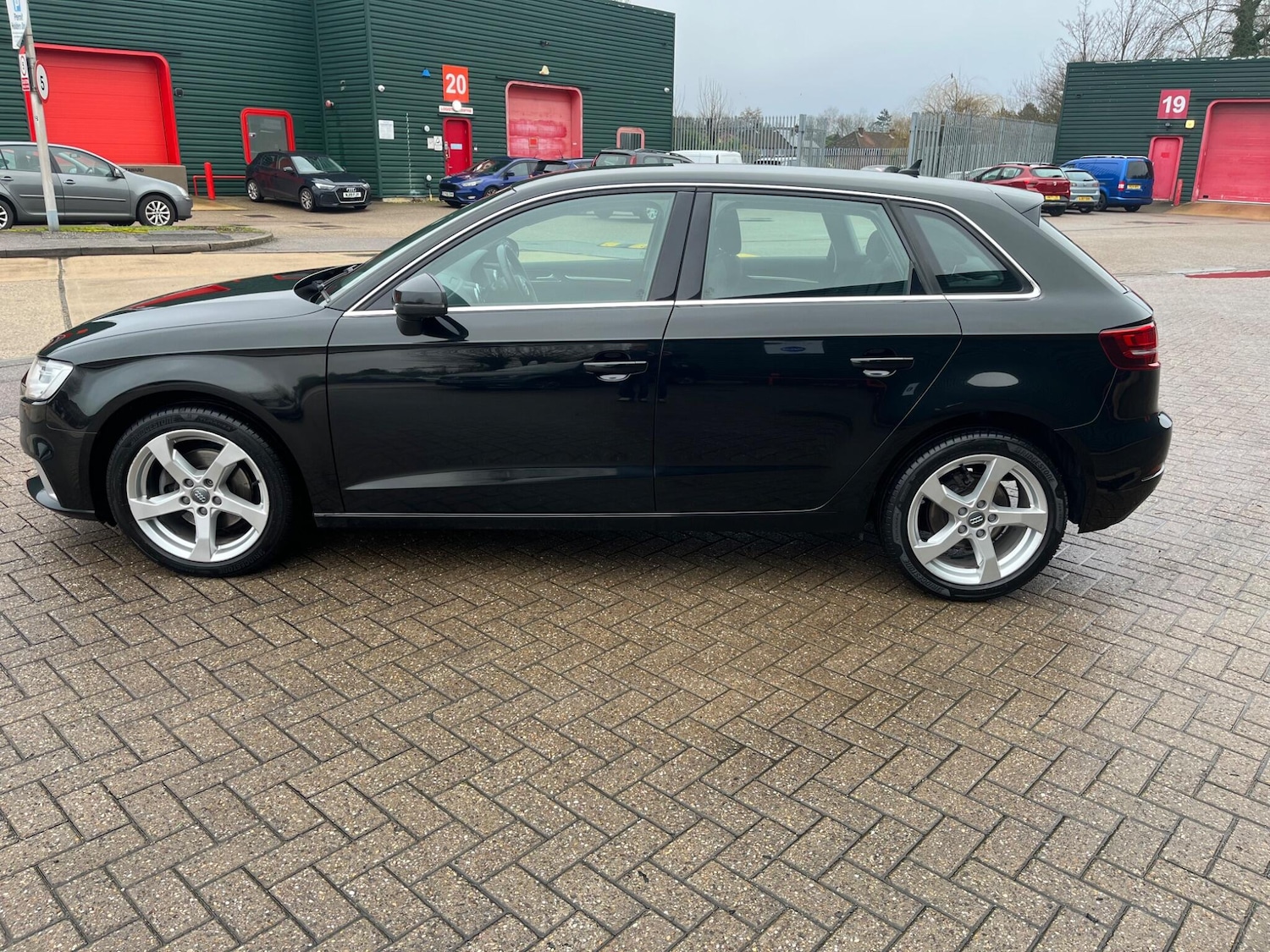 Used Audi A3 2016 for sale - 76701499: Photo 12