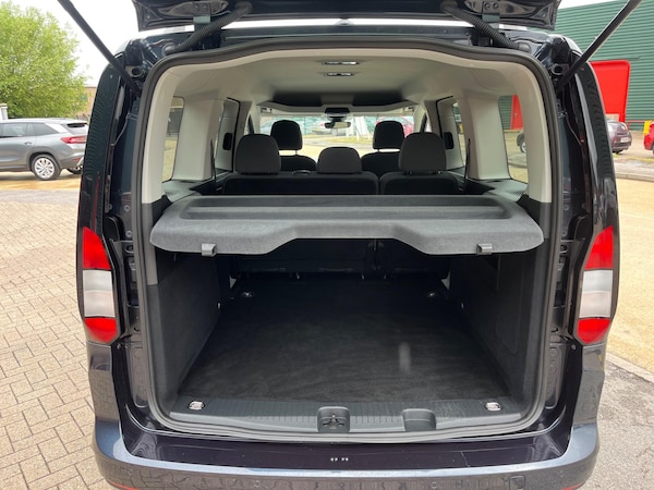 Used Ford Grand Tourneo Connect 2024 for sale - 74798475: Photo 28
