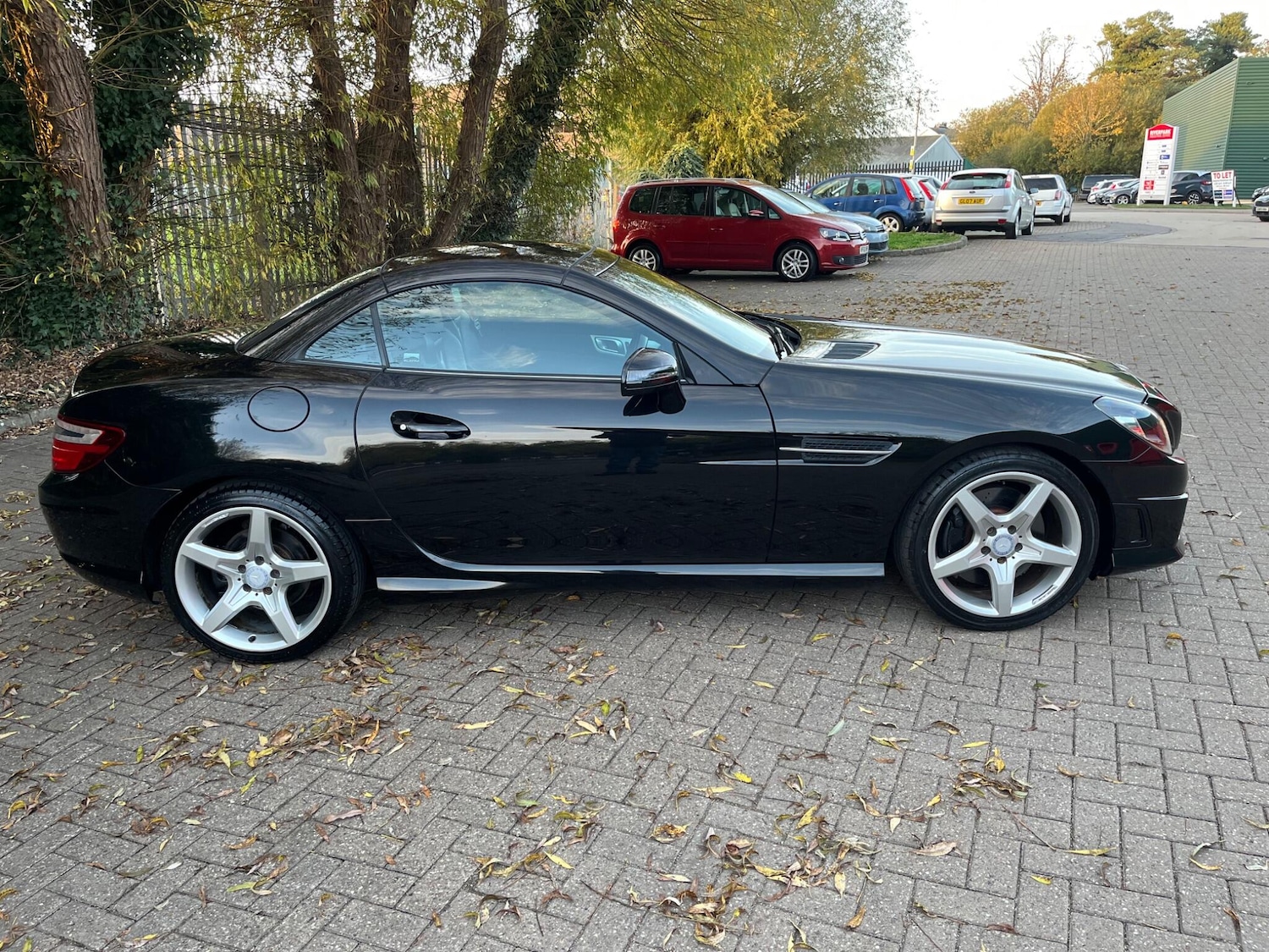 Used Mercedes-Benz SLK 2014 for sale - 76337485: Photo 11