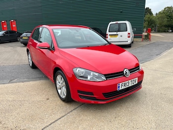 Used Volkswagen Golf 2013 for sale - 76989917: Photo
