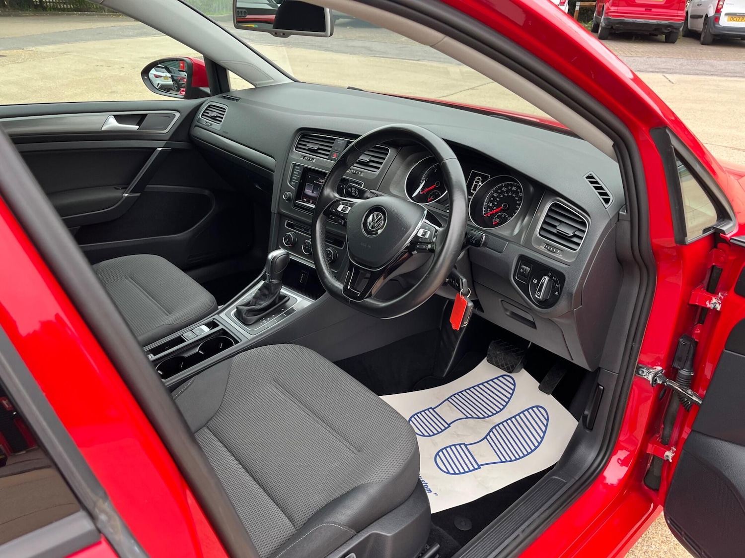 Used Volkswagen Golf 2013 for sale - 76989917: Photo 20