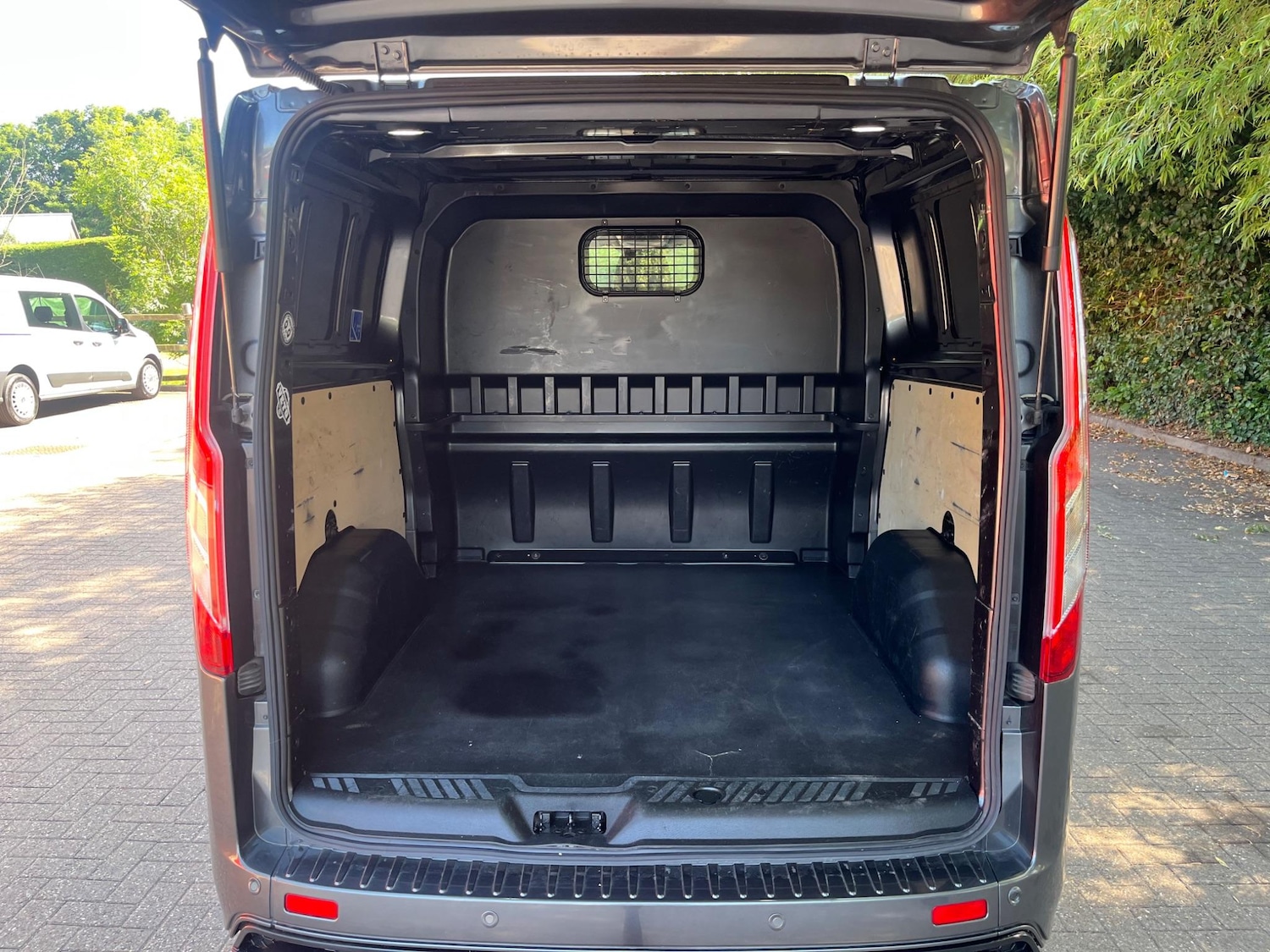 Used Ford Transit Custom for sale - 76996084: Photo 29