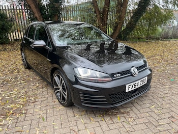 Volkswagen - Golf