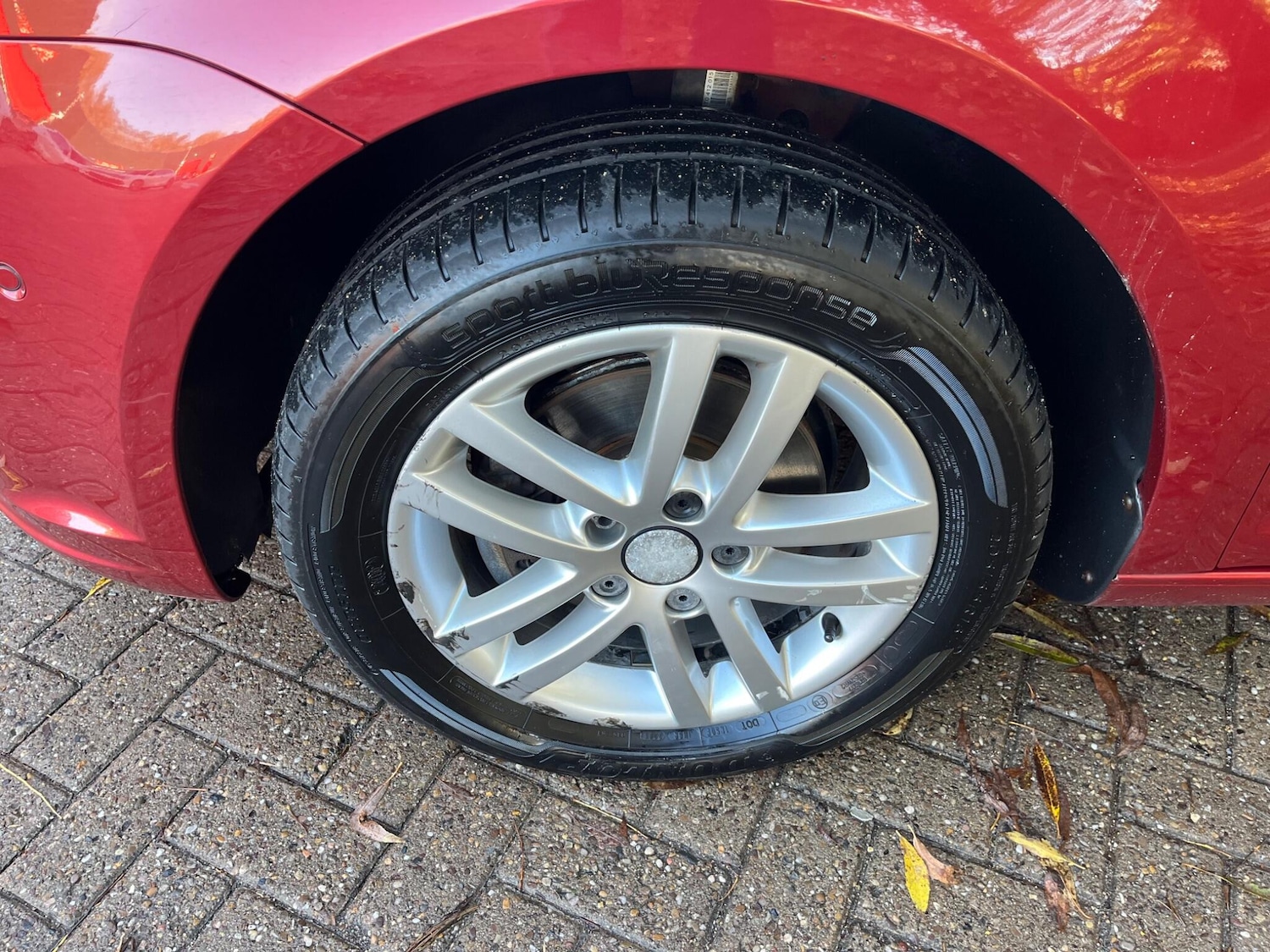 Used Volkswagen Touran 2011 for sale - 76239859: Photo 11