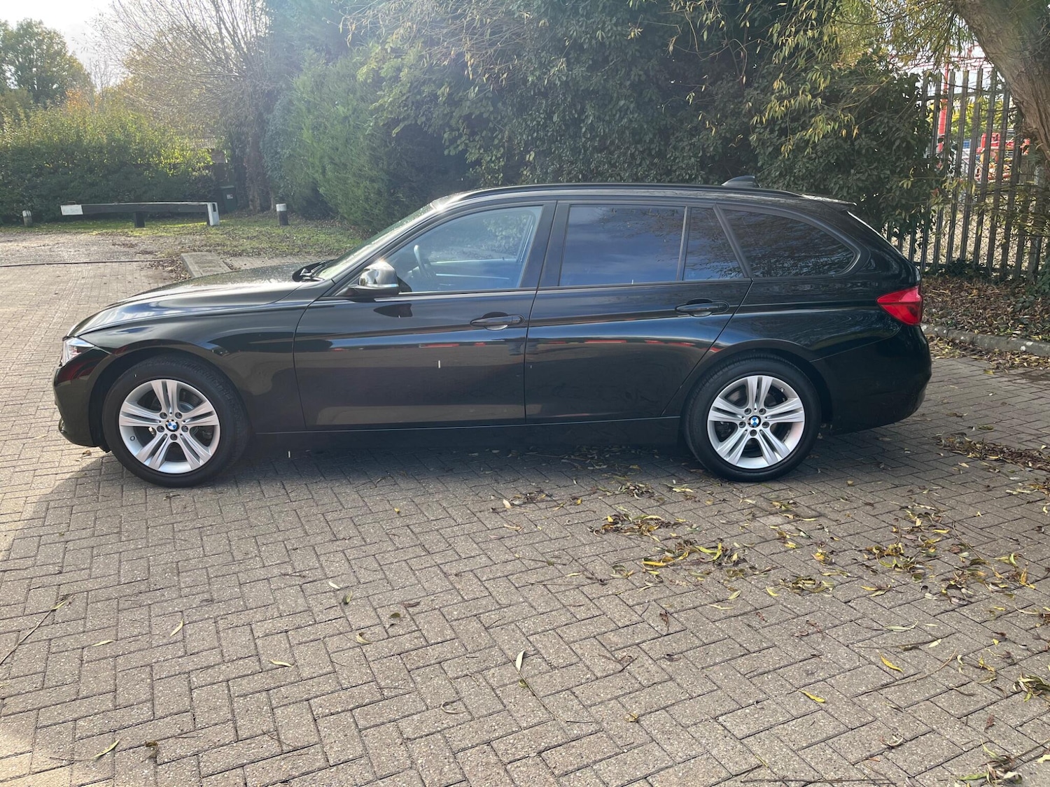 Used BMW 3 Series 2017 for sale - 76422635: Photo 12