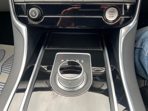 Used Jaguar XF 2016 for sale - 75110251: Photo 30