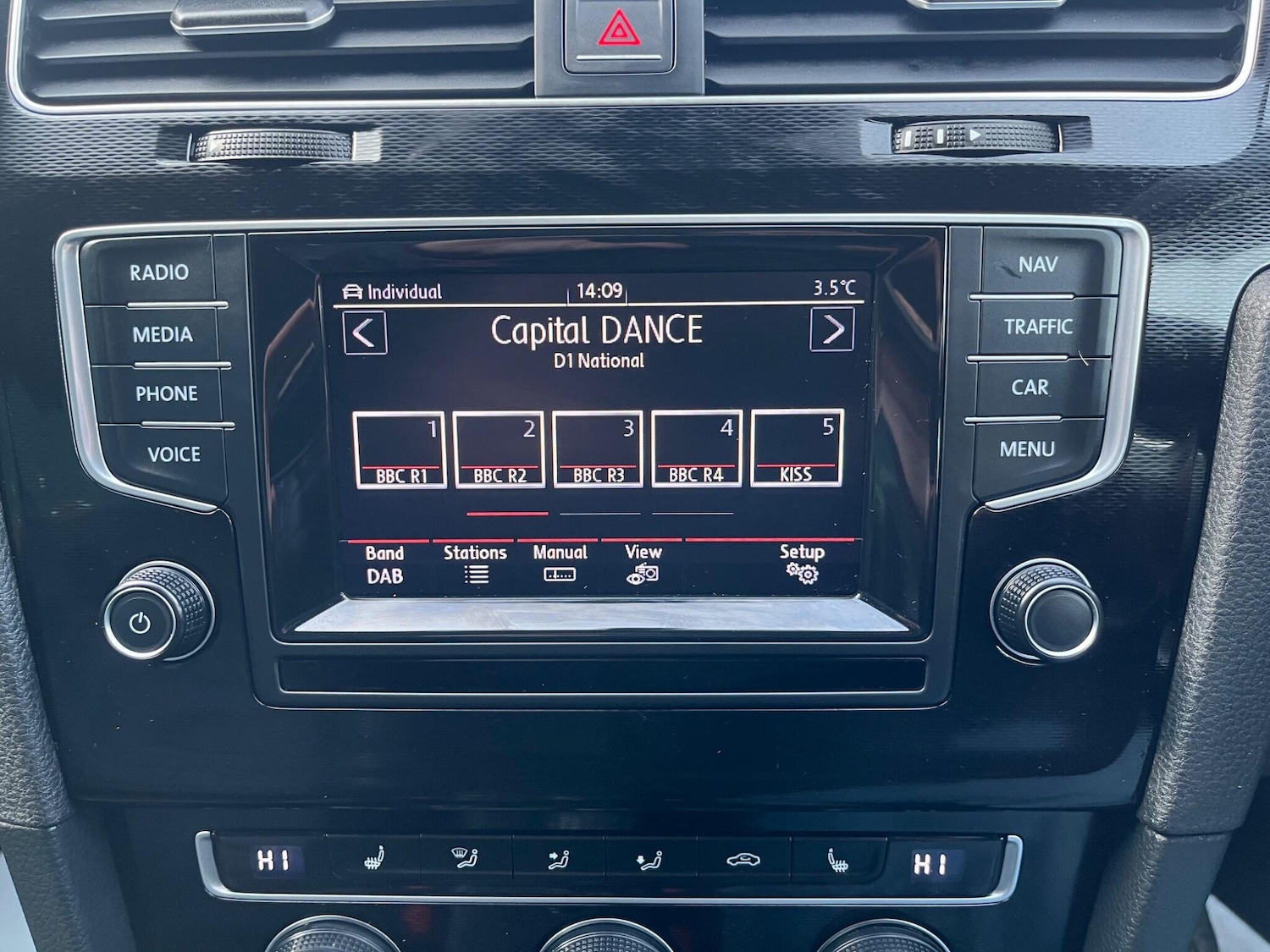 Used Volkswagen Golf 2014 for sale - 77103667: Photo 19