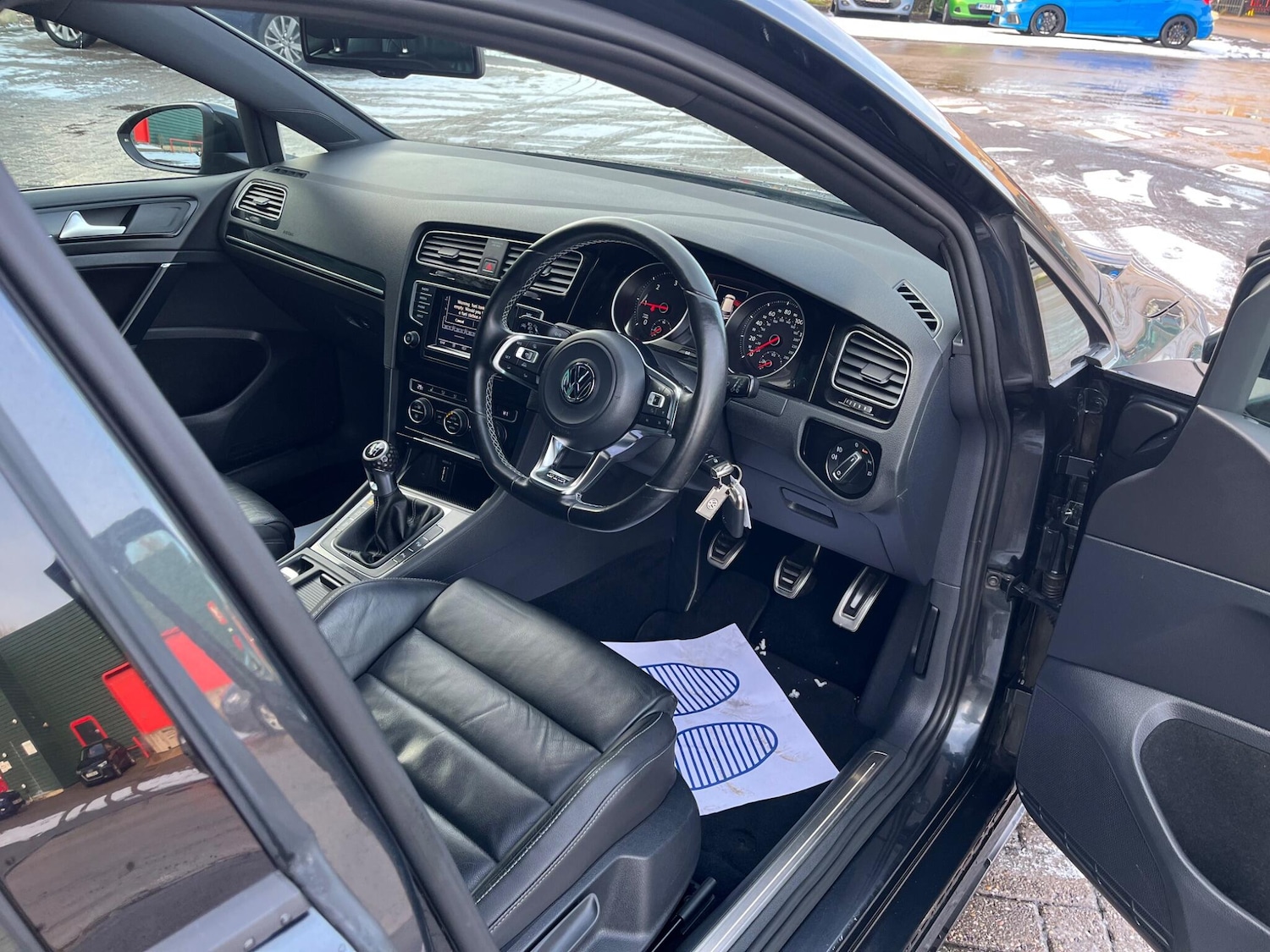 Used Volkswagen Golf 2014 for sale - 77103667: Photo 22