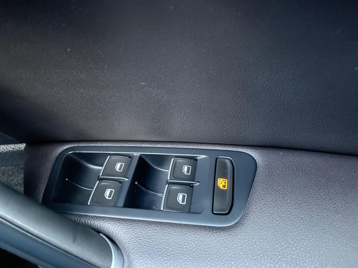 Used Volkswagen Golf 2014 for sale - 77103667: Photo 31