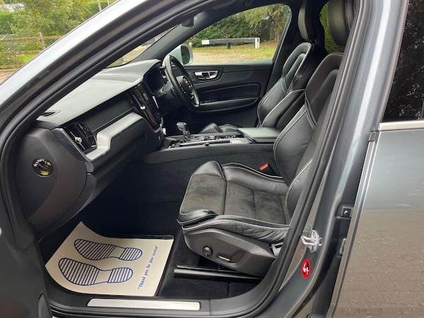 Used Volvo XC60 2018 for sale - 76166504: Photo 25
