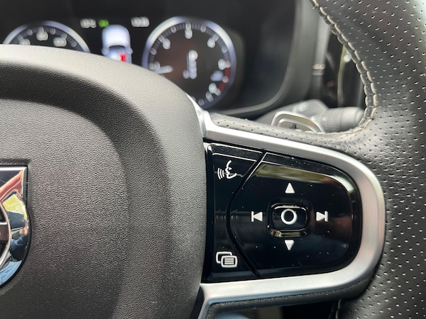 Used Volvo XC60 2018 for sale - 76166504: Photo 31