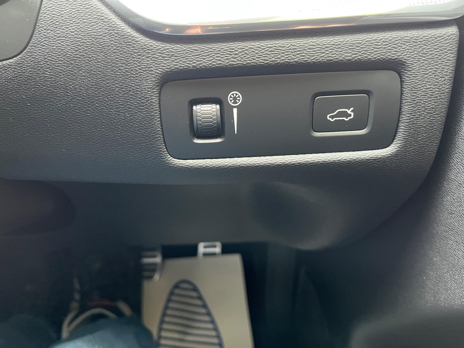 Used Volvo XC60 2018 for sale - 76166504: Photo 33