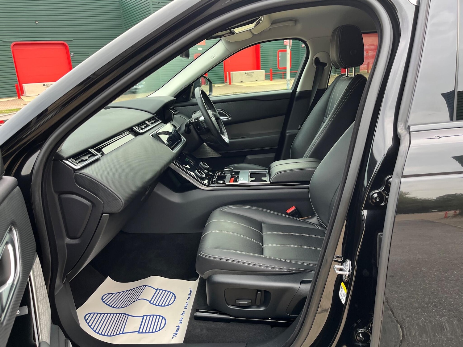 Used Land Rover Range Rover Velar 2018 for sale - 76988904: Photo 28