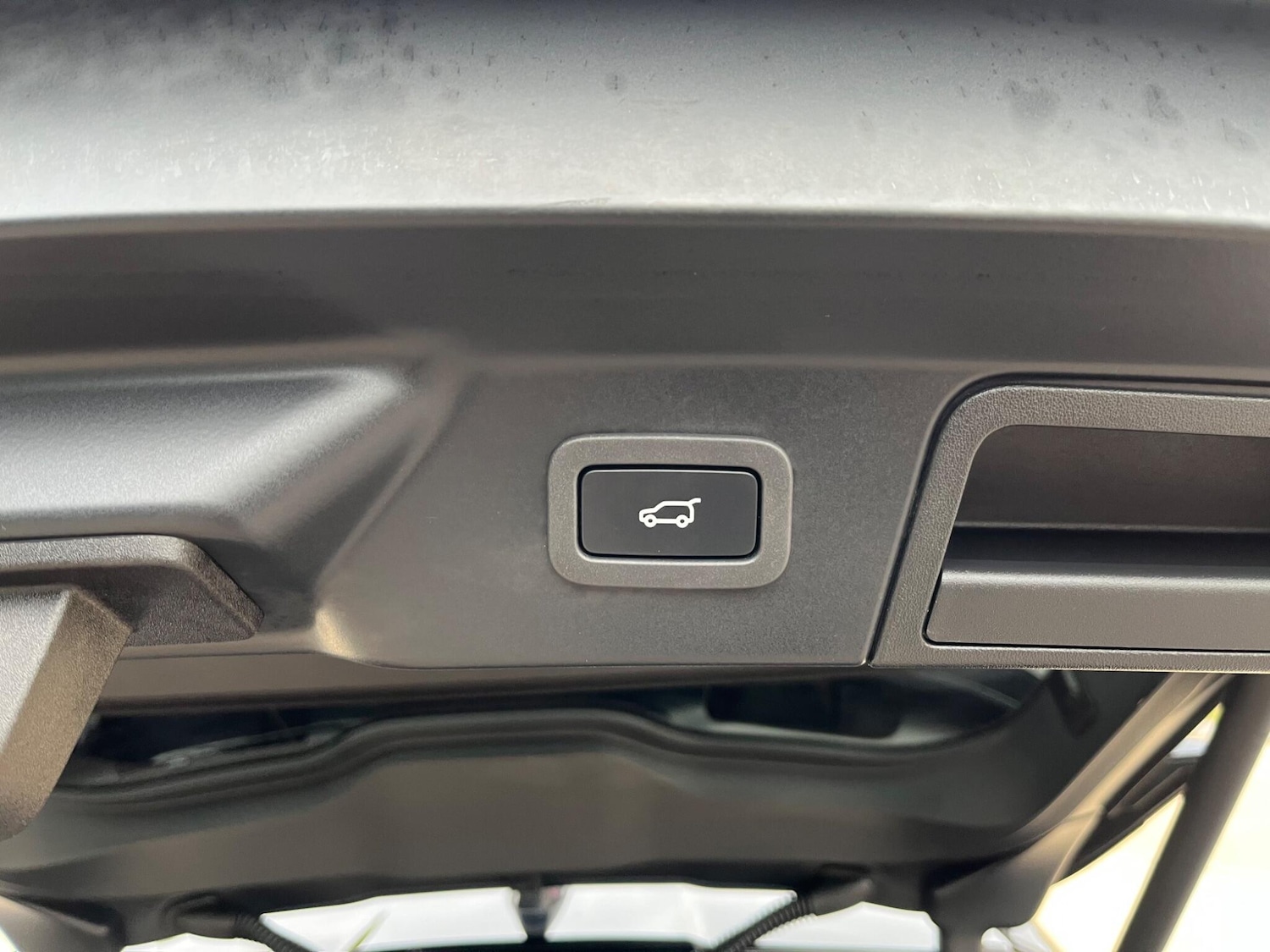 Used Land Rover Range Rover Velar 2018 for sale - 76988904: Photo 30