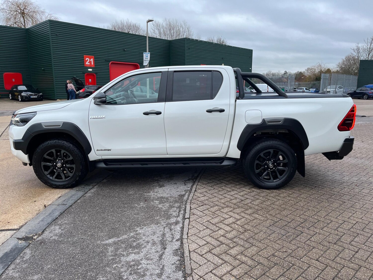 Used Toyota Hilux 2020 for sale - 76918527: Photo 12