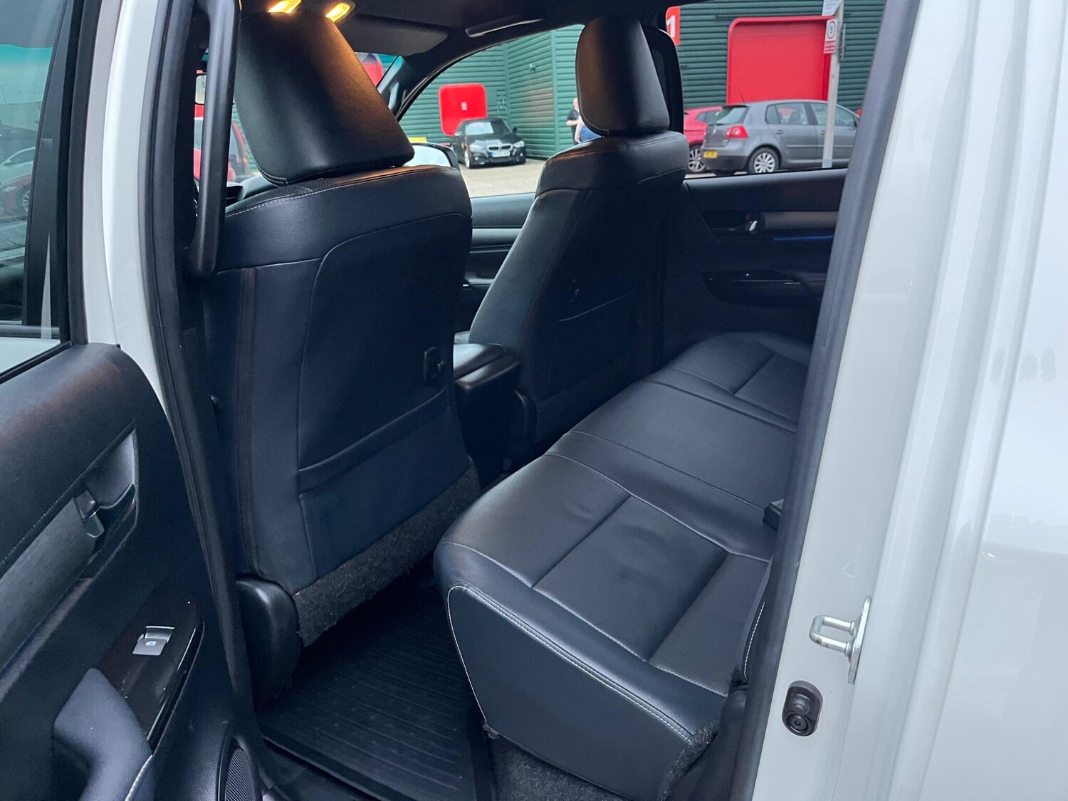 Used Toyota Hilux 2020 for sale - 76918527: Photo 24