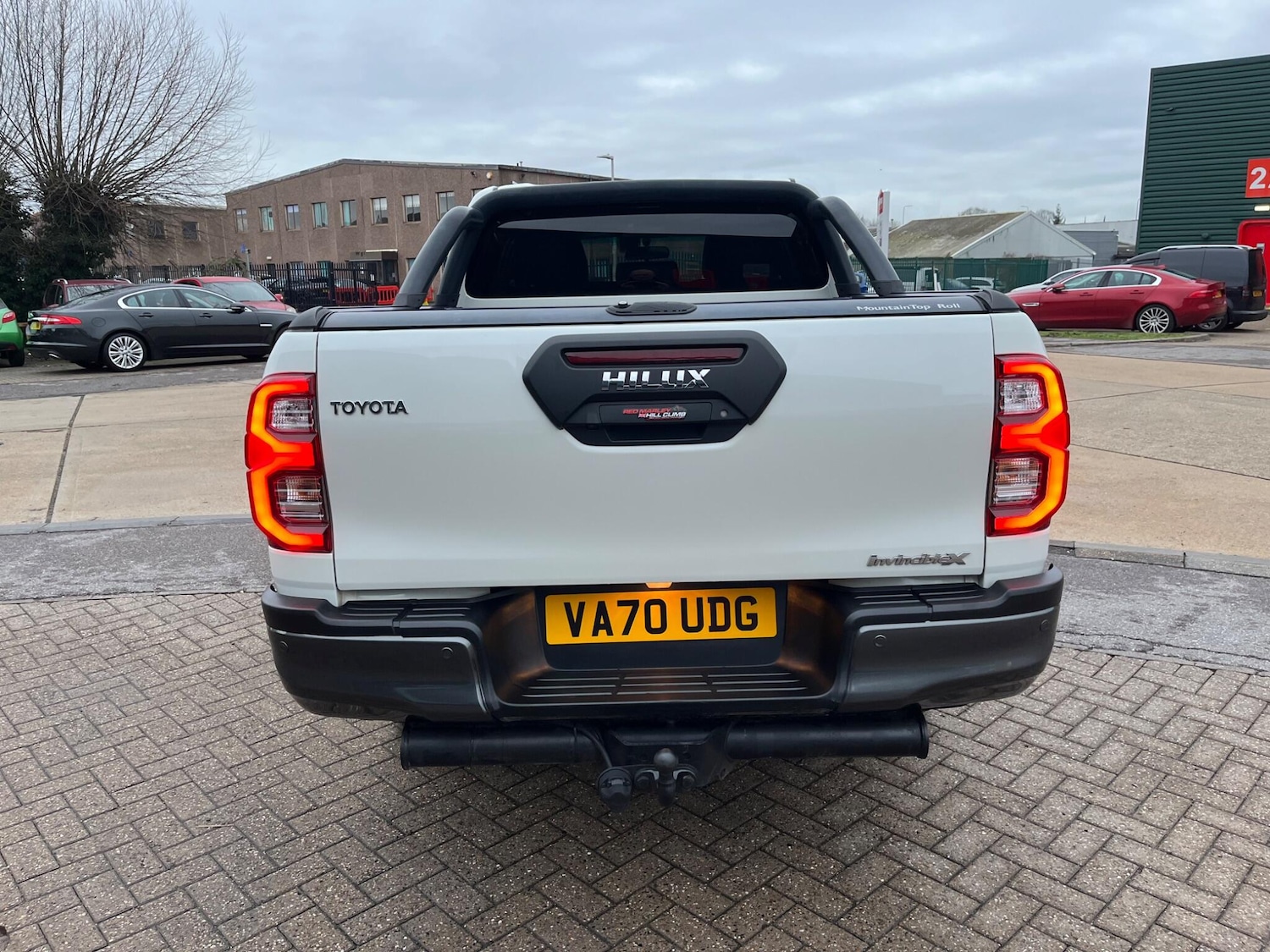 Used Toyota Hilux 2020 for sale - 76918527: Photo 9