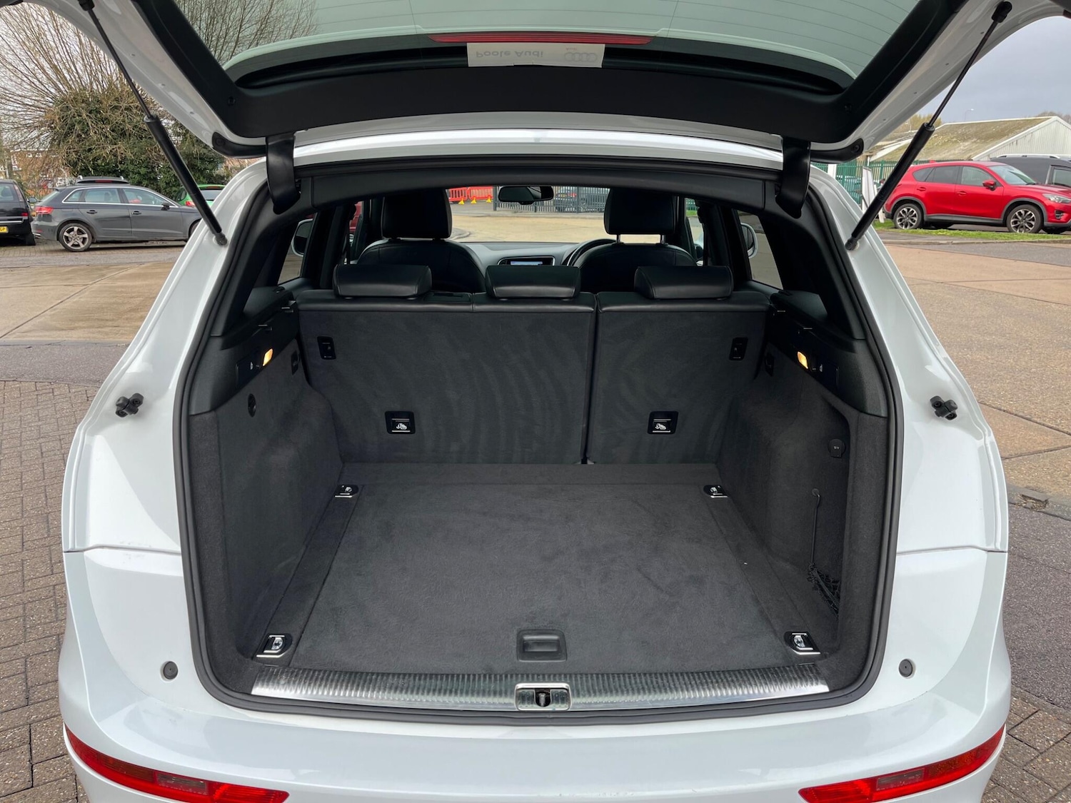 Used Audi Q5 2016 for sale - 76727554: Photo 27