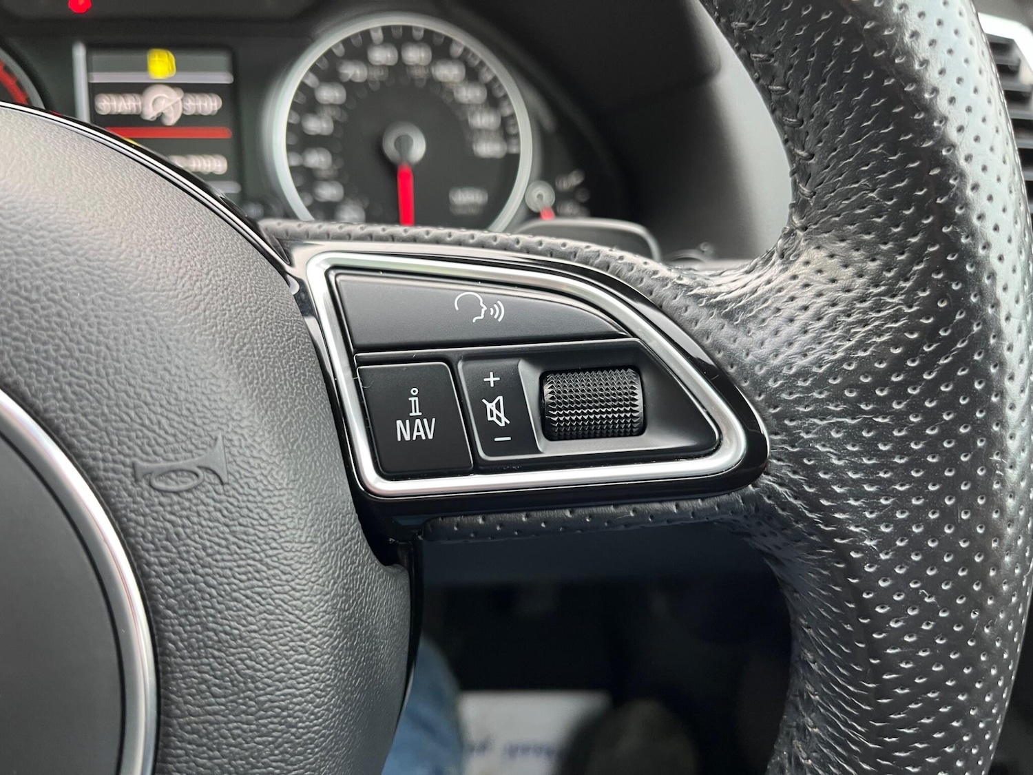 Used Audi Q5 2016 for sale - 76727554: Photo 32