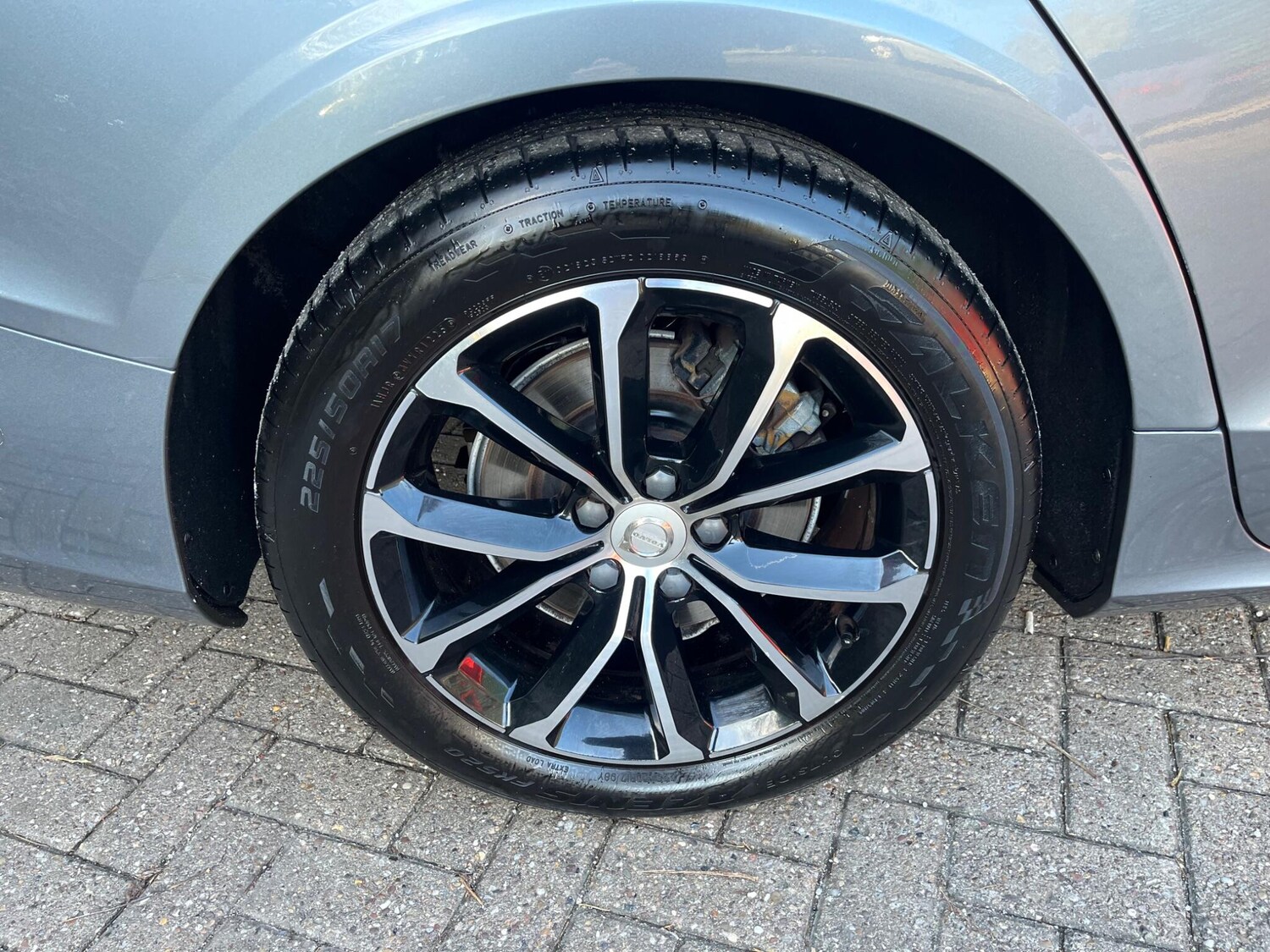 Used Volvo V60 for sale - 76993107: Photo 13